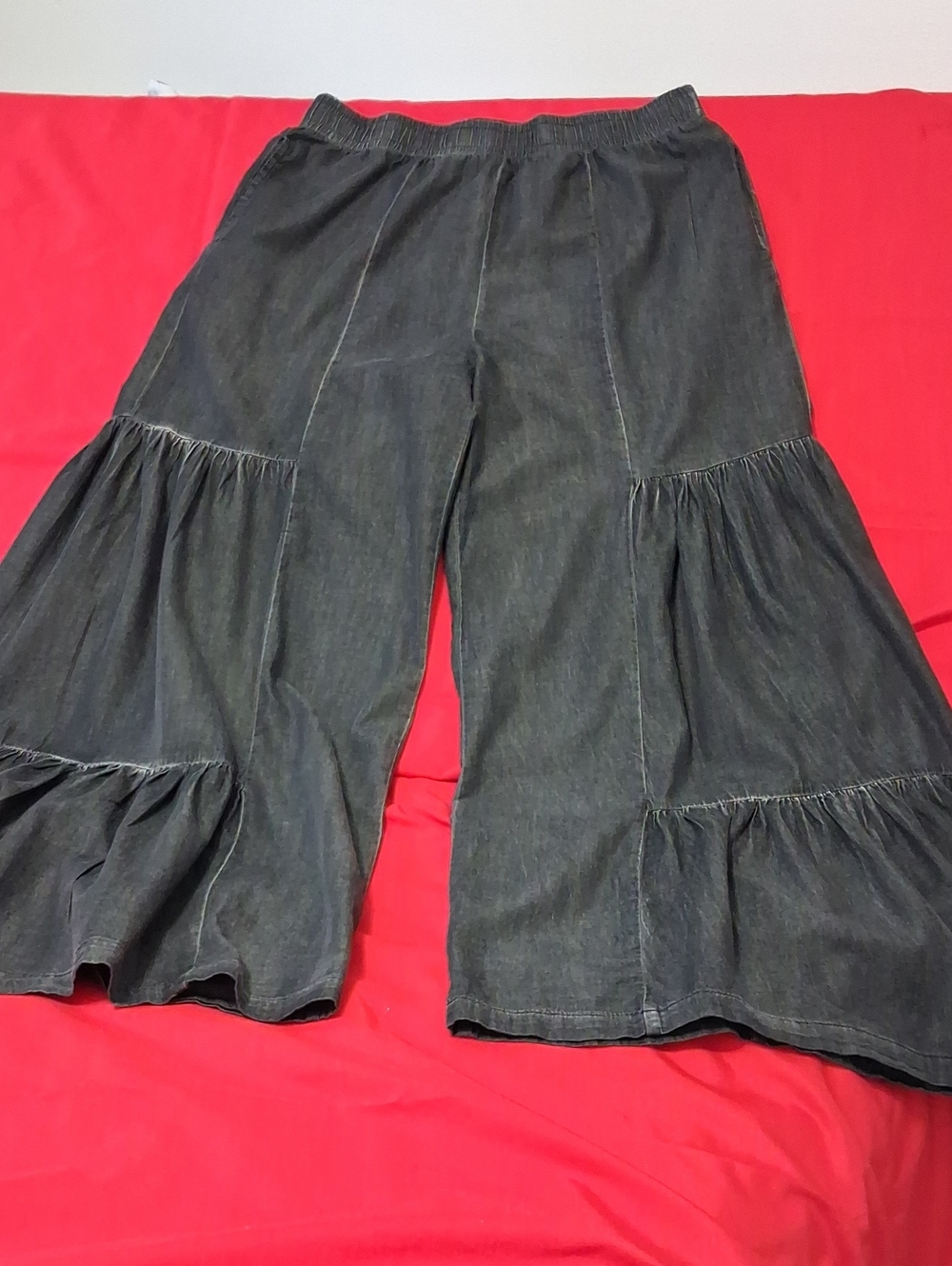 Southern Stitch Women's Wide Leg Tiered Cotton Pants - Dark Gray, Size L